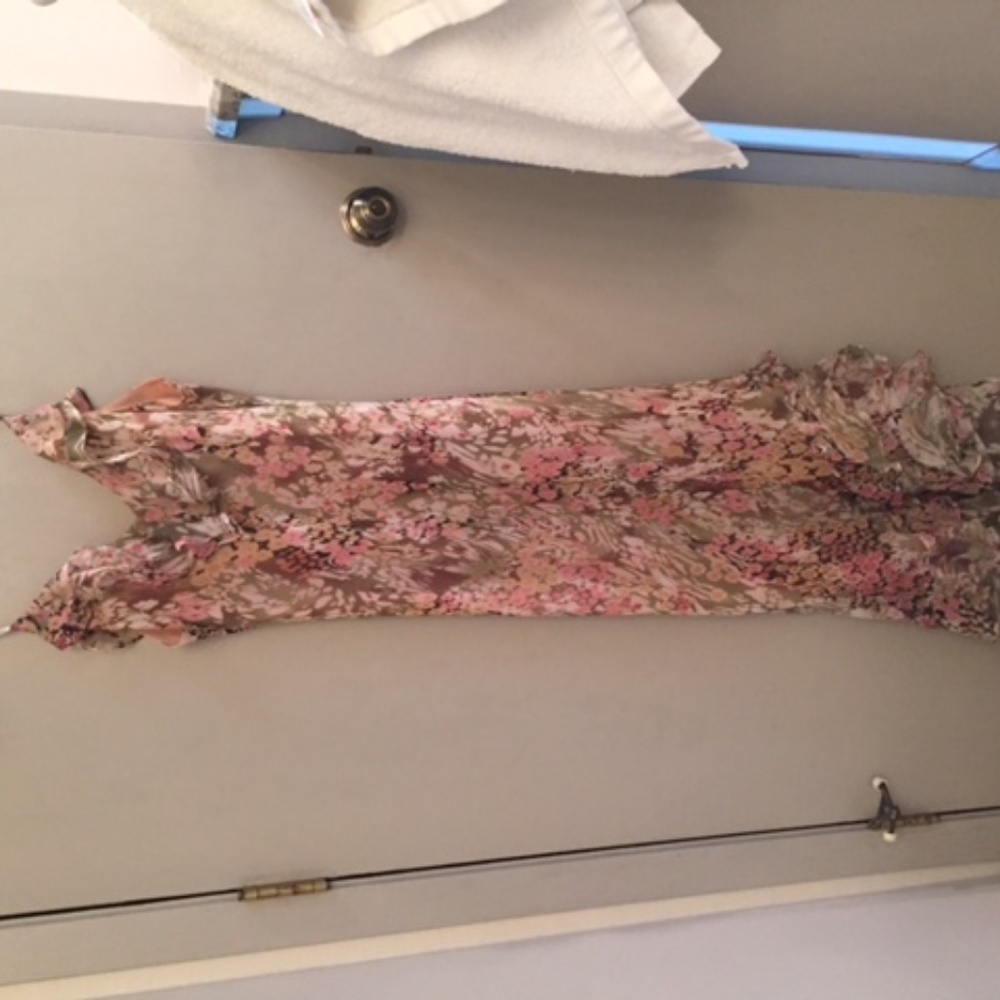 DRESS, spring/summer. Calf-length. Sz 8-10
